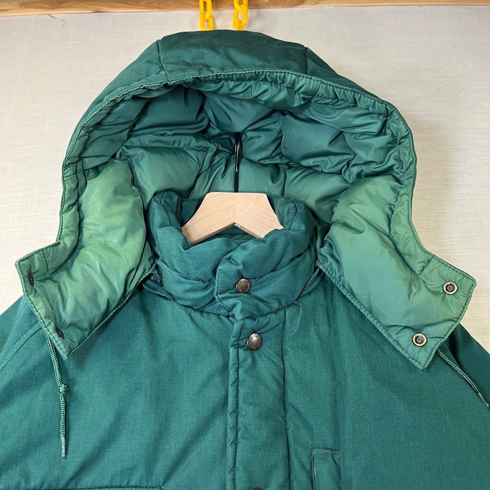 VTG Cabelas Hunting Parka Puffer Mens M Jacket USA Green Heavy Down Quilted Hood - Picture 11 of 12